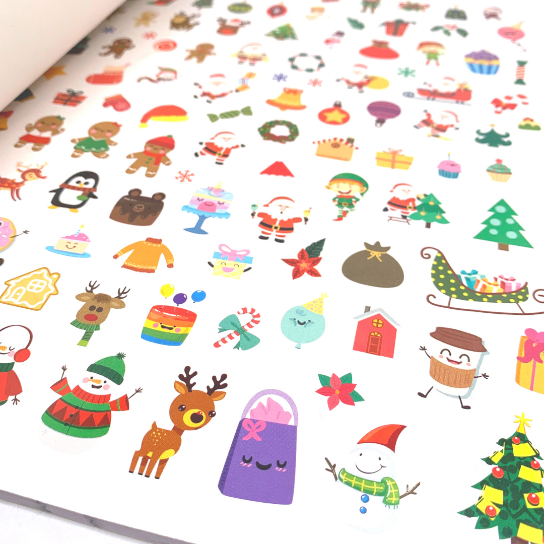 Merry Christmas Colouring Book (with more than 100 stickers!)