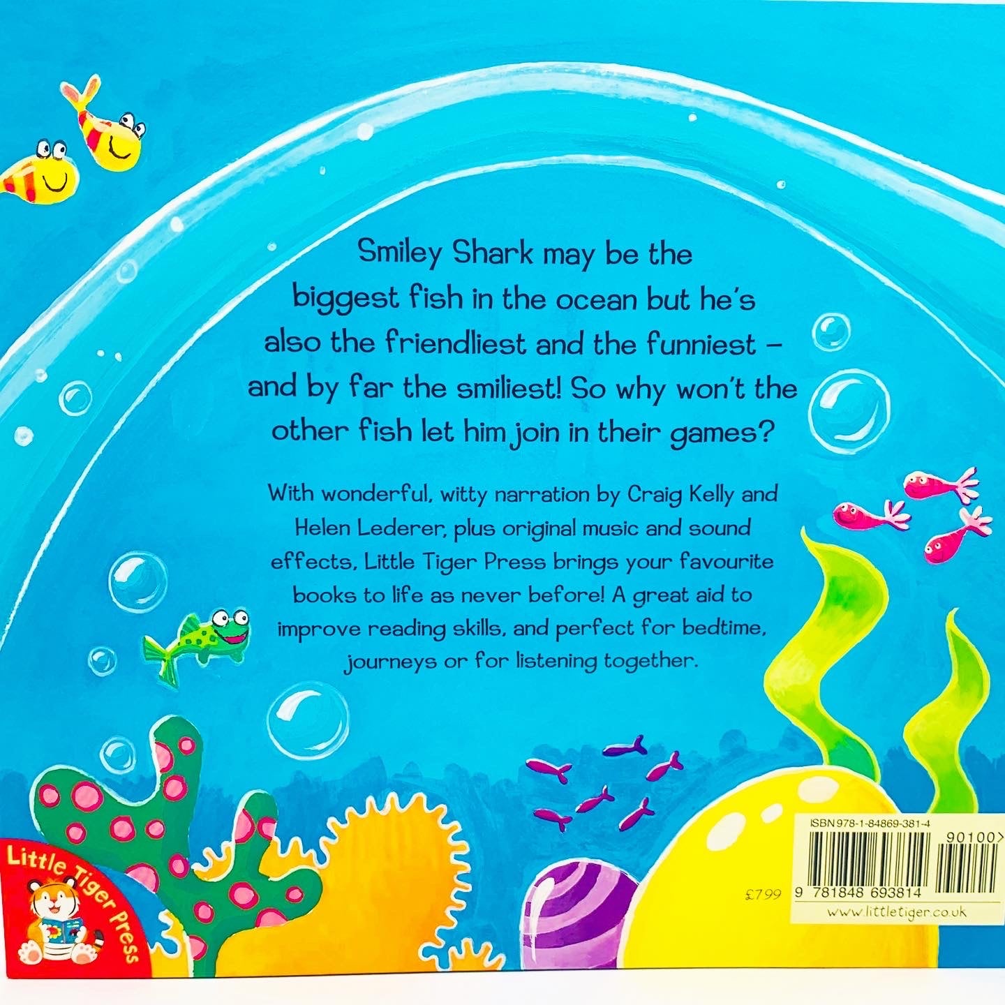 Smiley Shark: Picture Book and CD