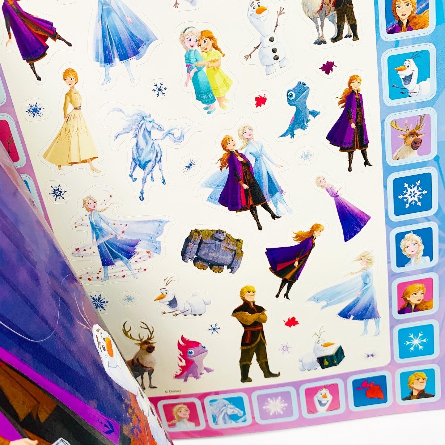 1001 Stickers: Disney Frozen II