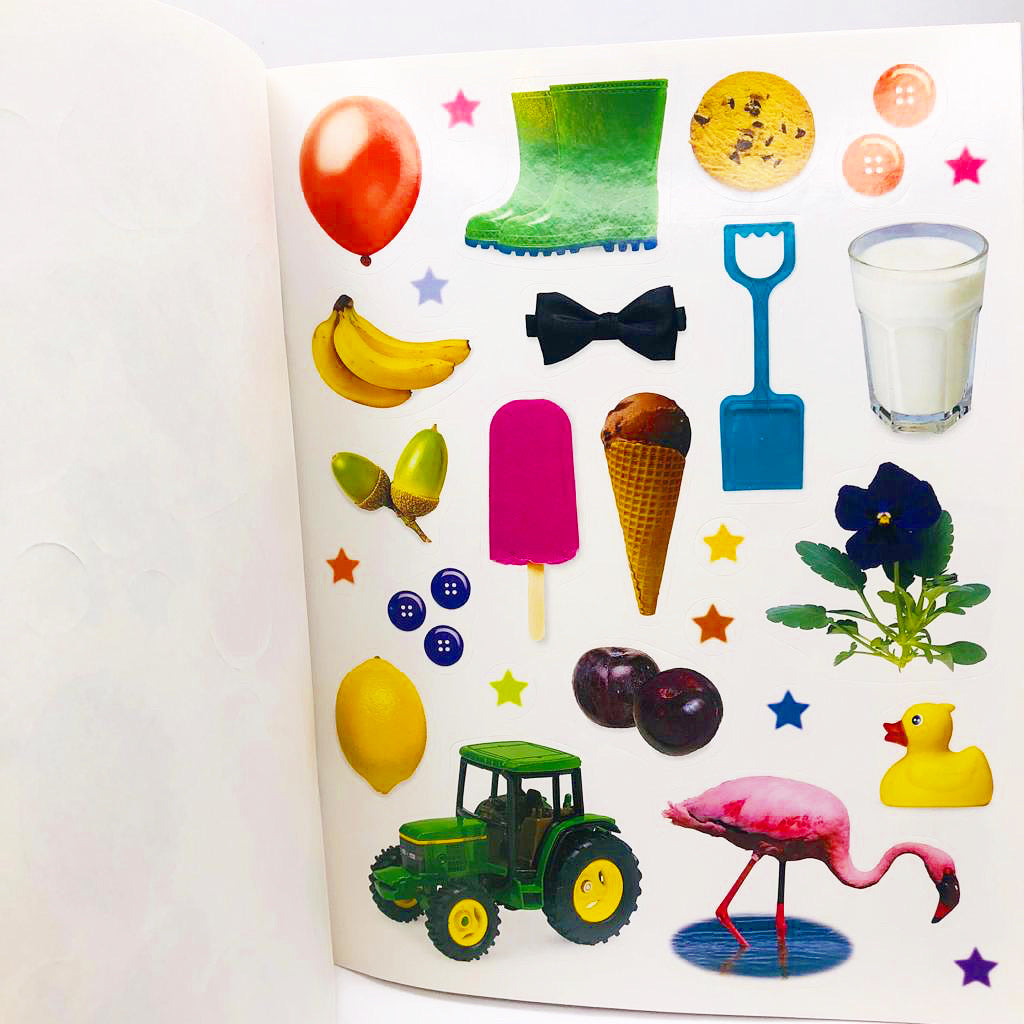 A Start-to-learn Sticker Book: Colours