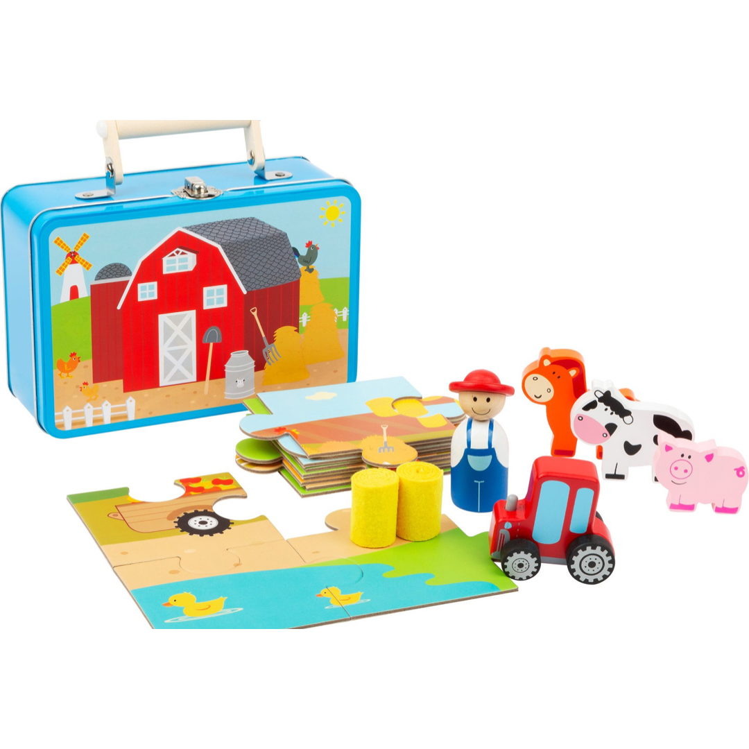 Legler: Farm Play Set in a Case